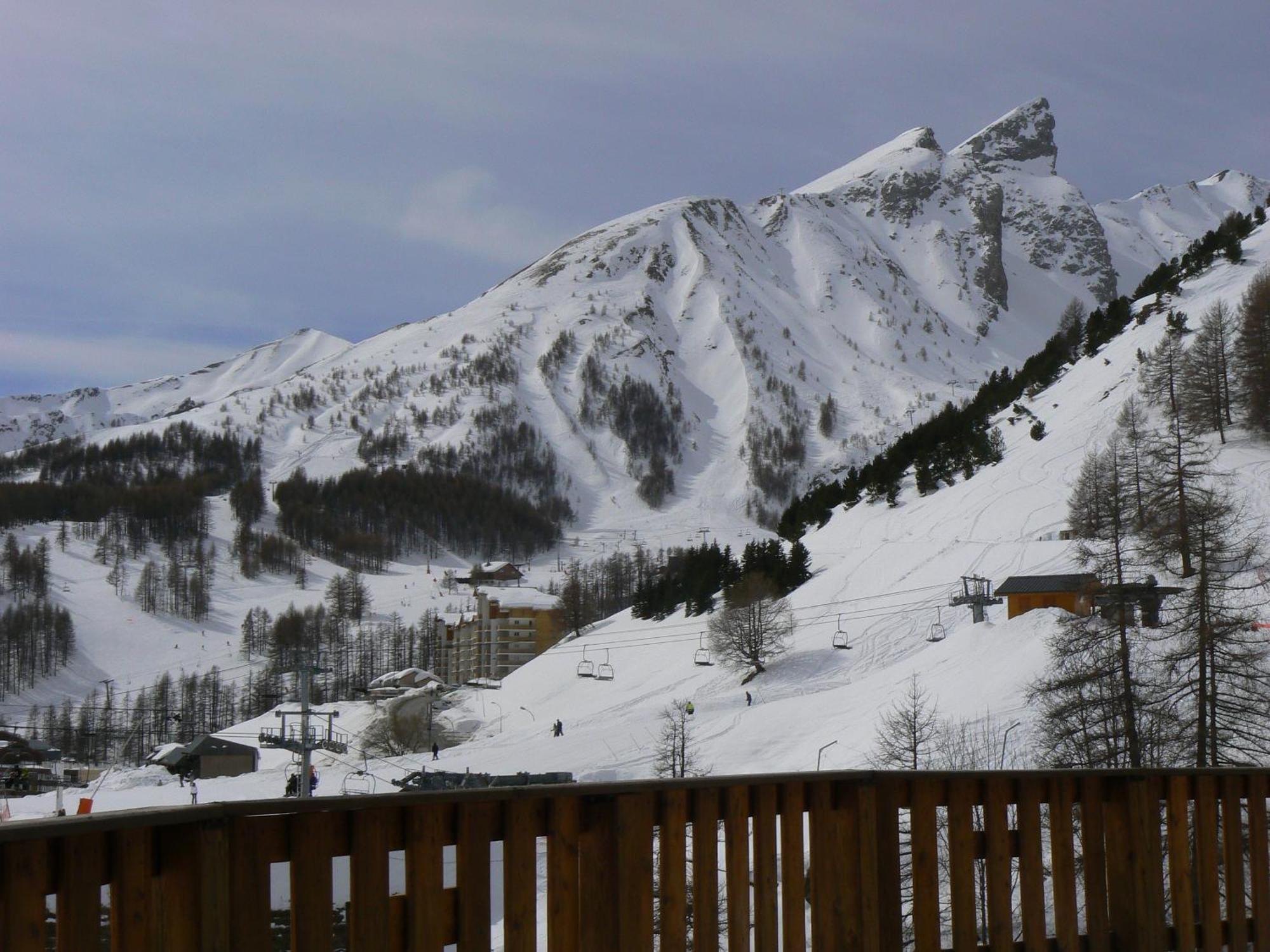 Le Sestriere Hotell Allos Exteriör bild